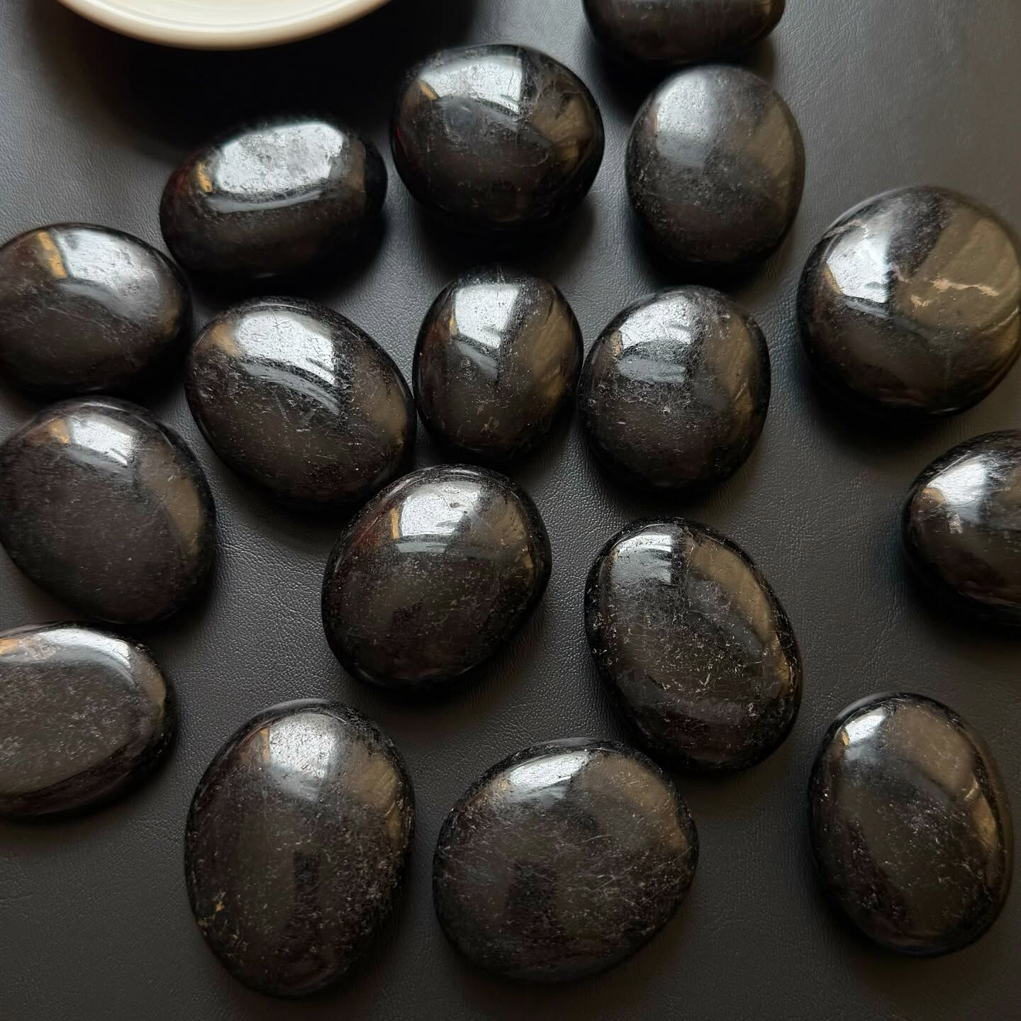 [原石] 黑碧璽 水晶把玩