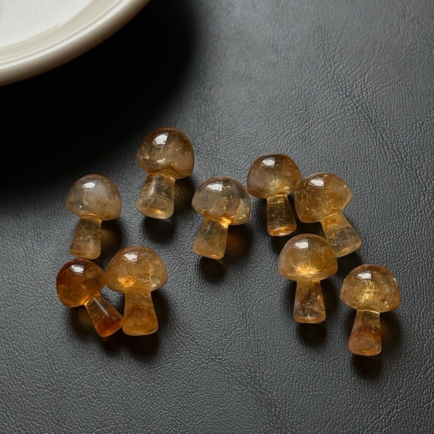 [原石] 黃水晶 小蘑菇