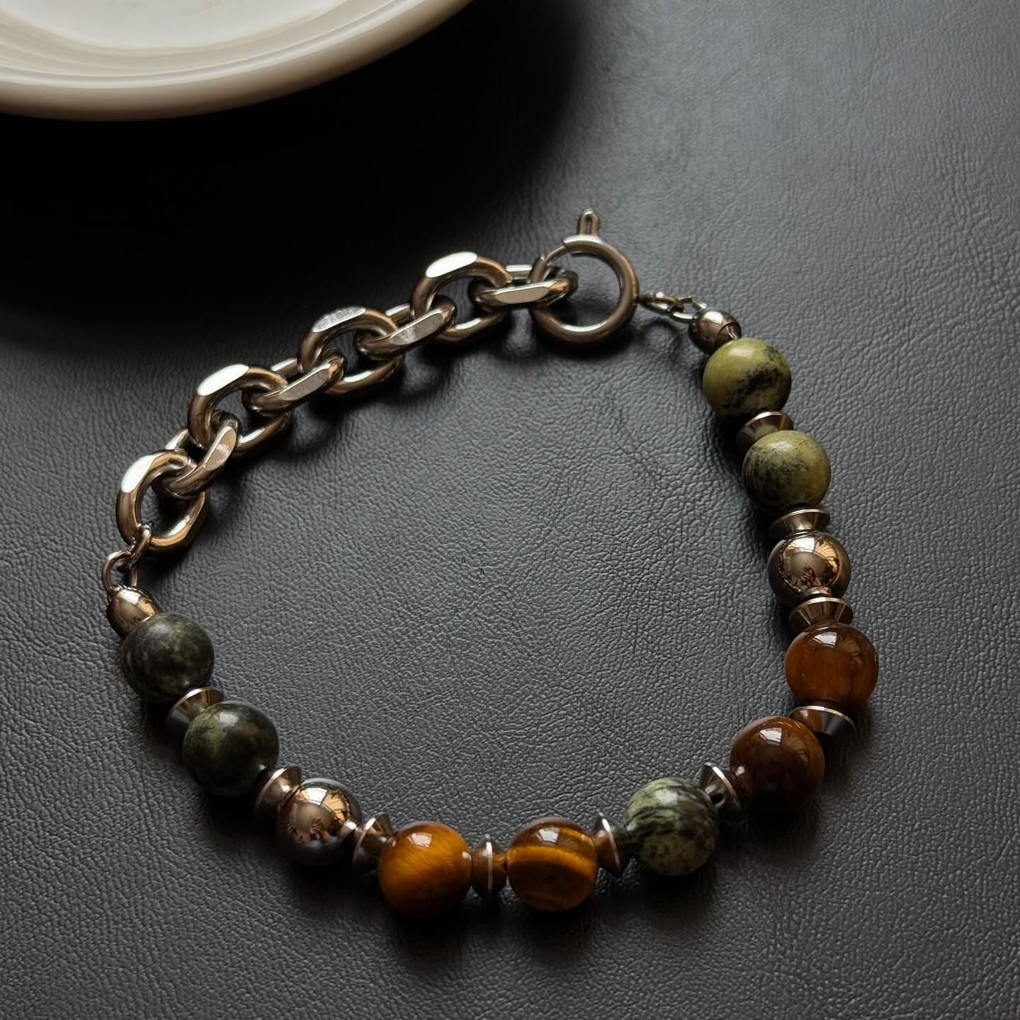 [原石] 虎眼石+剛巴巴碧玉+藥王石 設計款水晶手串