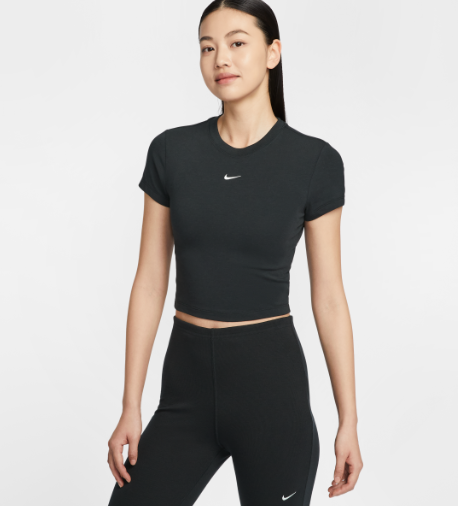 NIKE / Nike Sportswear Chill Knit 女子短版T恤  / JUL25