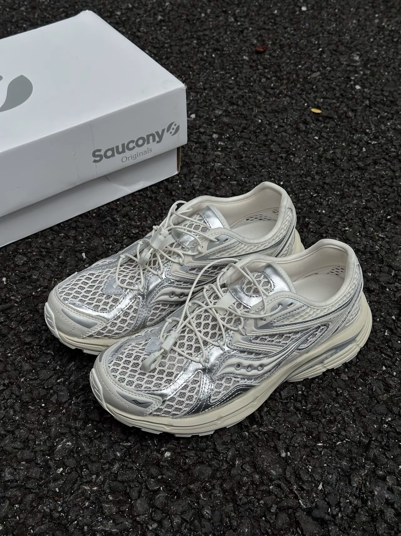 SAUCONY KINVARA 4 RE