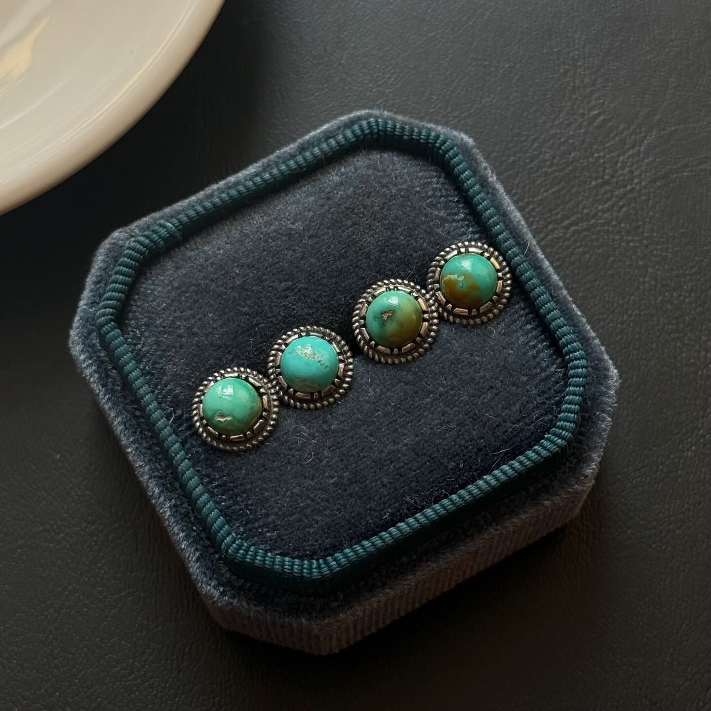 [原石] 西藏綠松石 925銀耳環