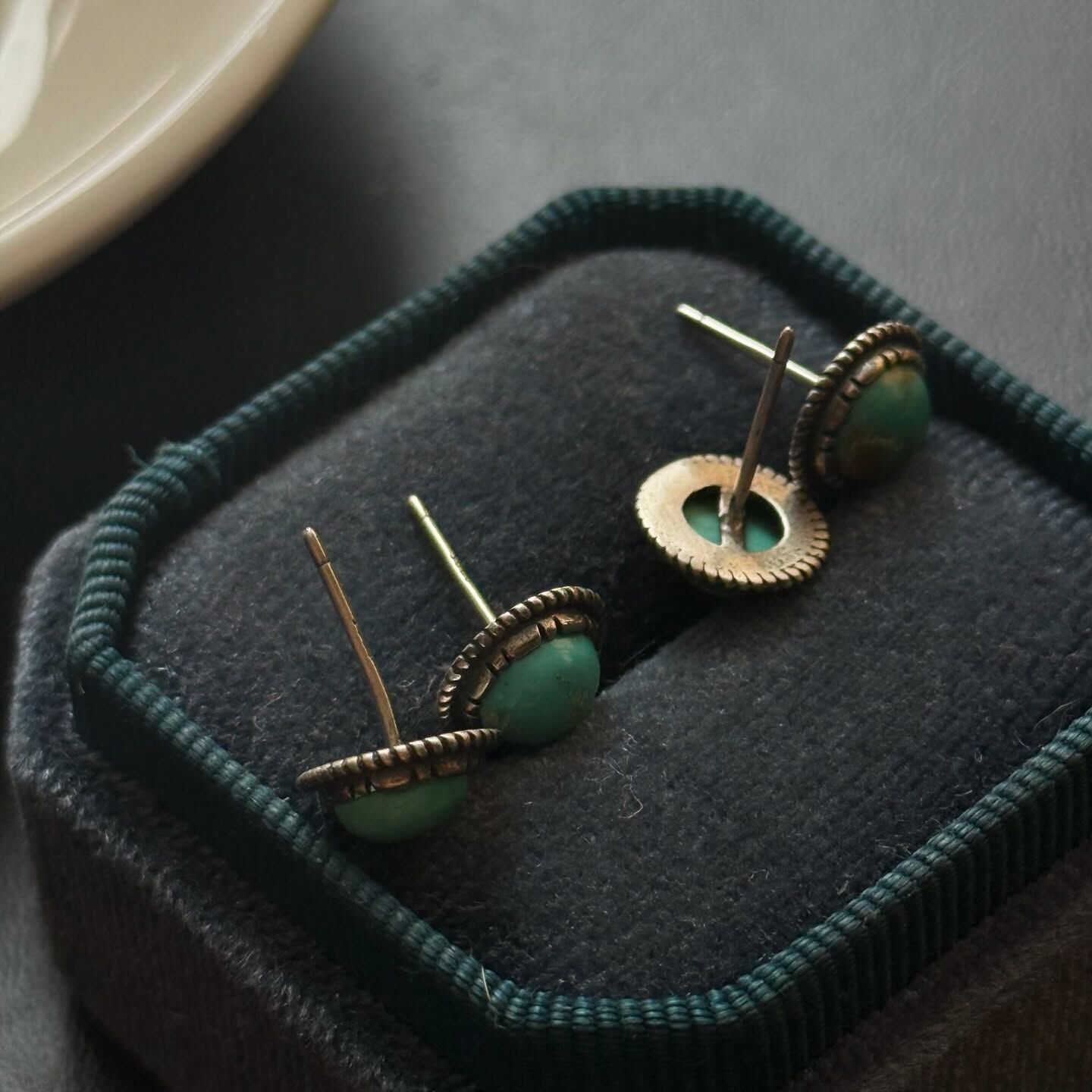 [原石] 西藏綠松石 925銀耳環