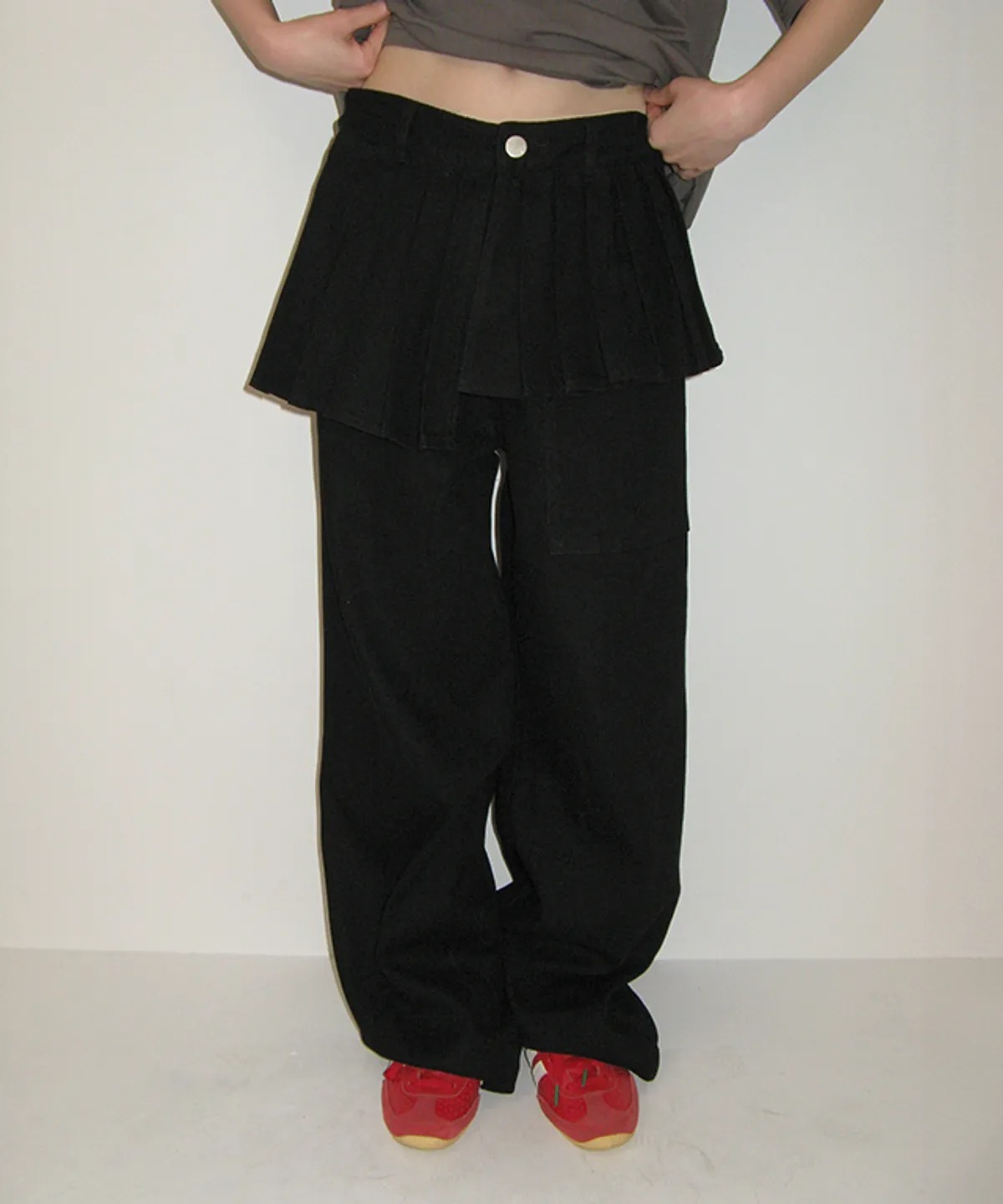 ★ronron★ OFF BALANCE PLEAT LAYERED PANTS BLACK ☆ronron☆ OFF BALANCE PLEAT LAYERED PANTS BLACK Ronan High