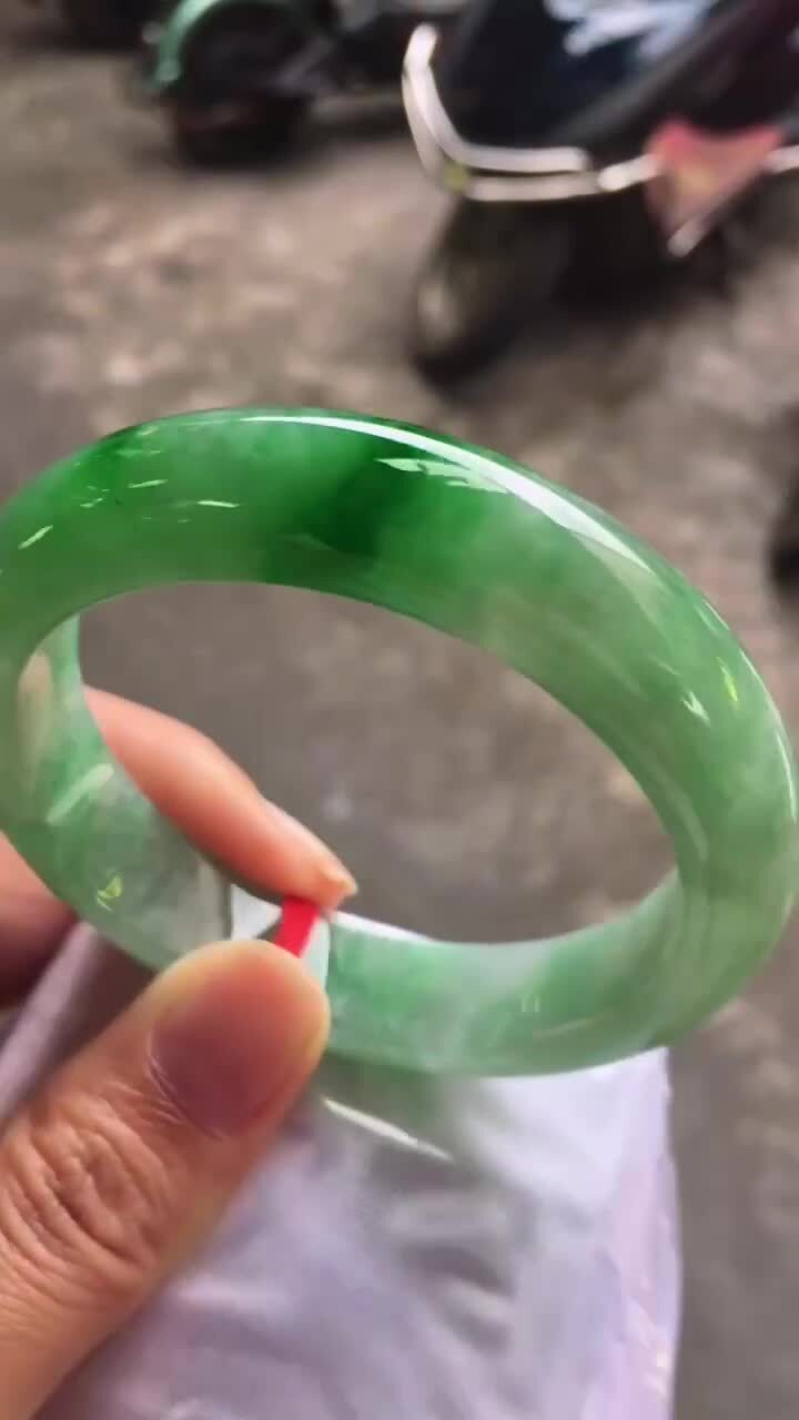 冰飄陽綠翡翠手鐲,天然翡翠A玉, 緬甸玉, Jade, Jadeite