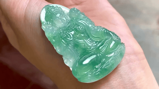 720532 翡翠木那種綠度母