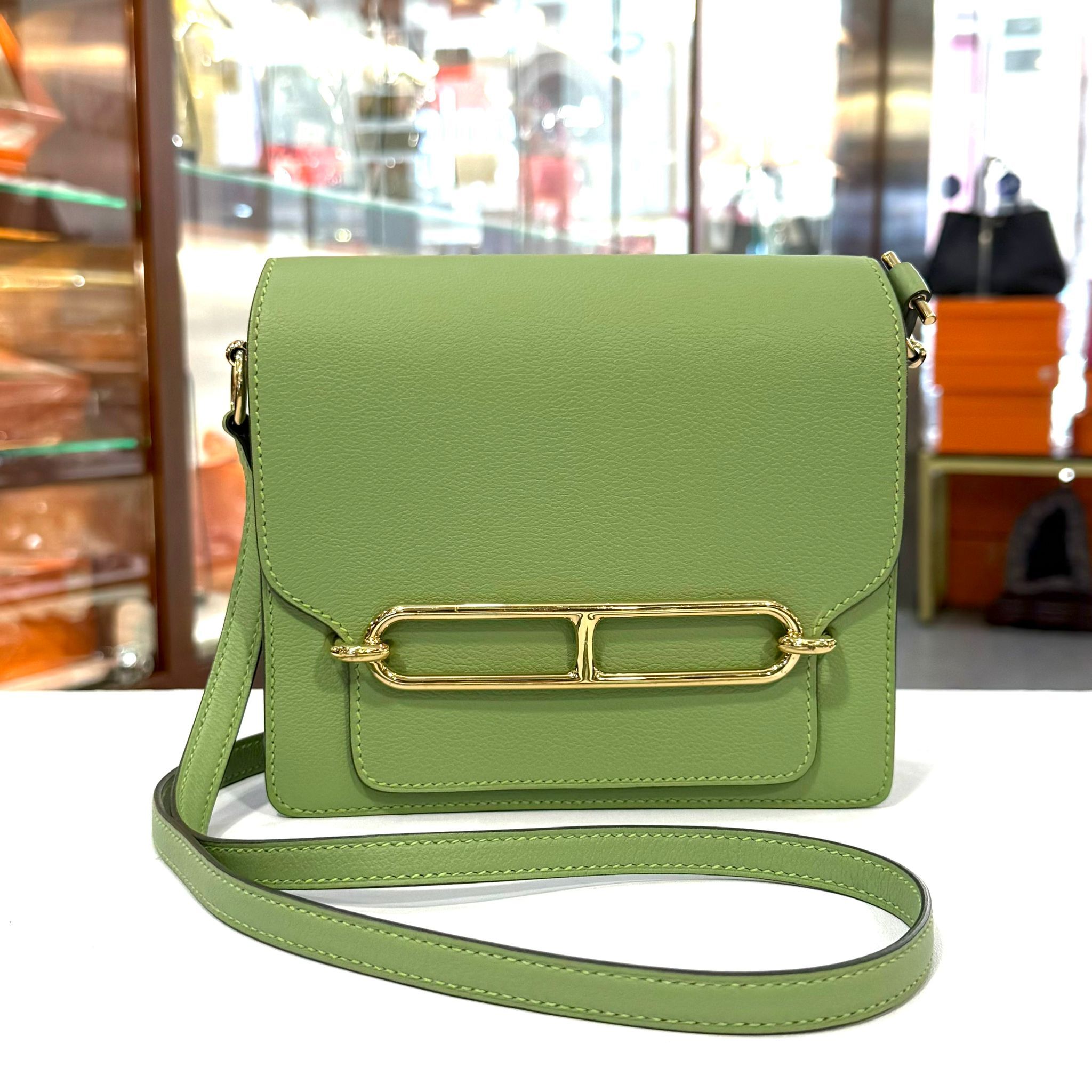 99%NEW二手HERMES MINI ROULIS 牛油果綠 3i Vert Criquet GHW EVERCOLOR皮 #豬鼻子包 #香榭站正品