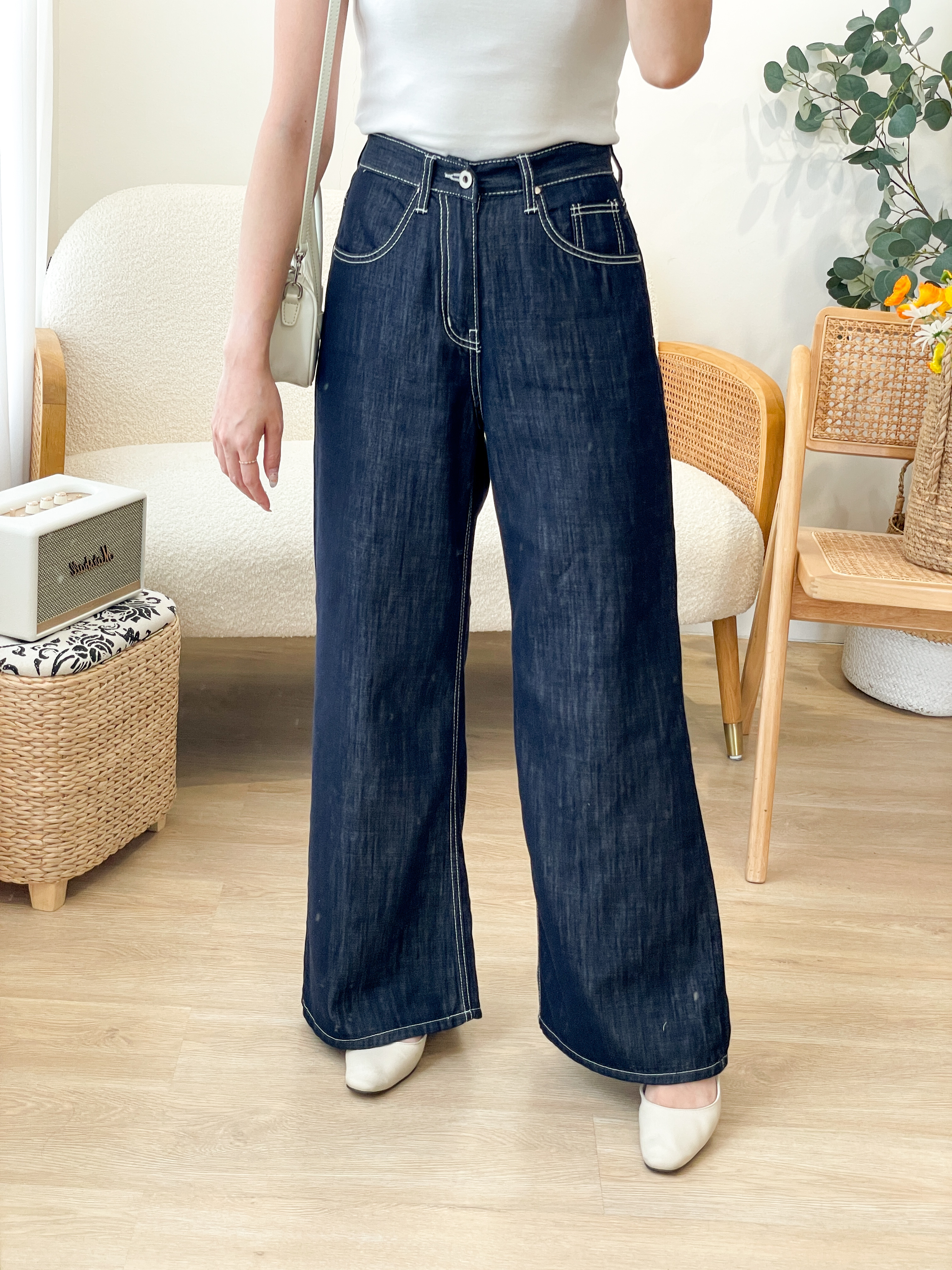 JEAN178 Airy-fairy Dark Denim Wide Pants