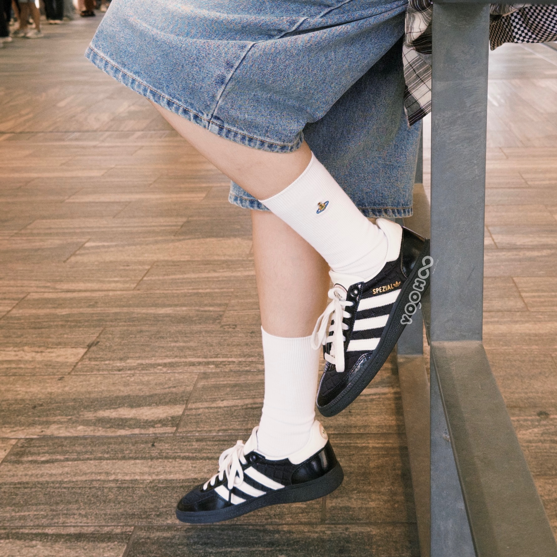 現貨┃Vivienne Westwood 經典定番 LOGO 刺繡 長襪