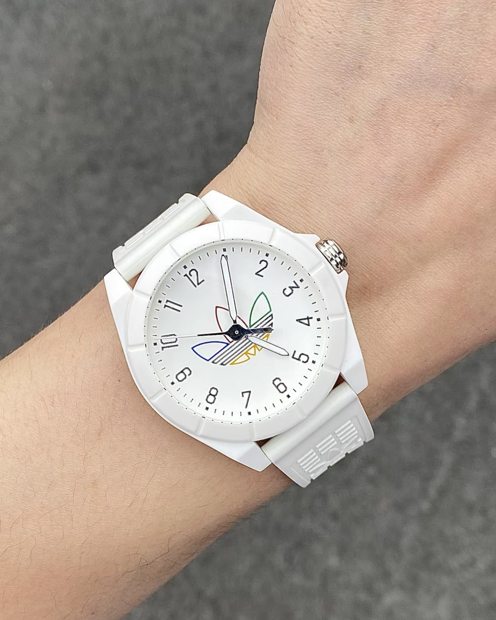 Adidas Originals 簡約風 石英防水手錶 運動錶 三葉草