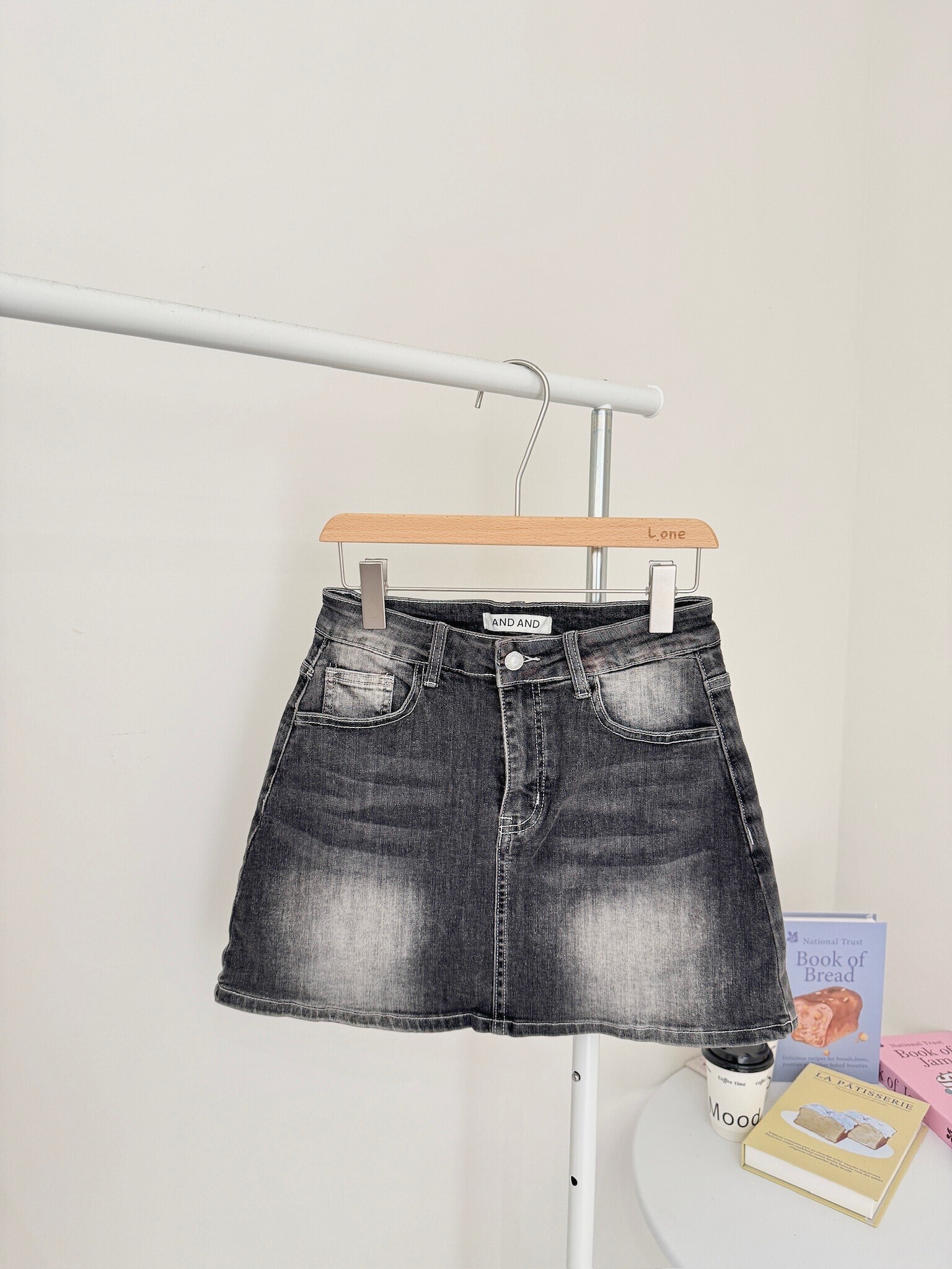 水洗灰牛仔短裙