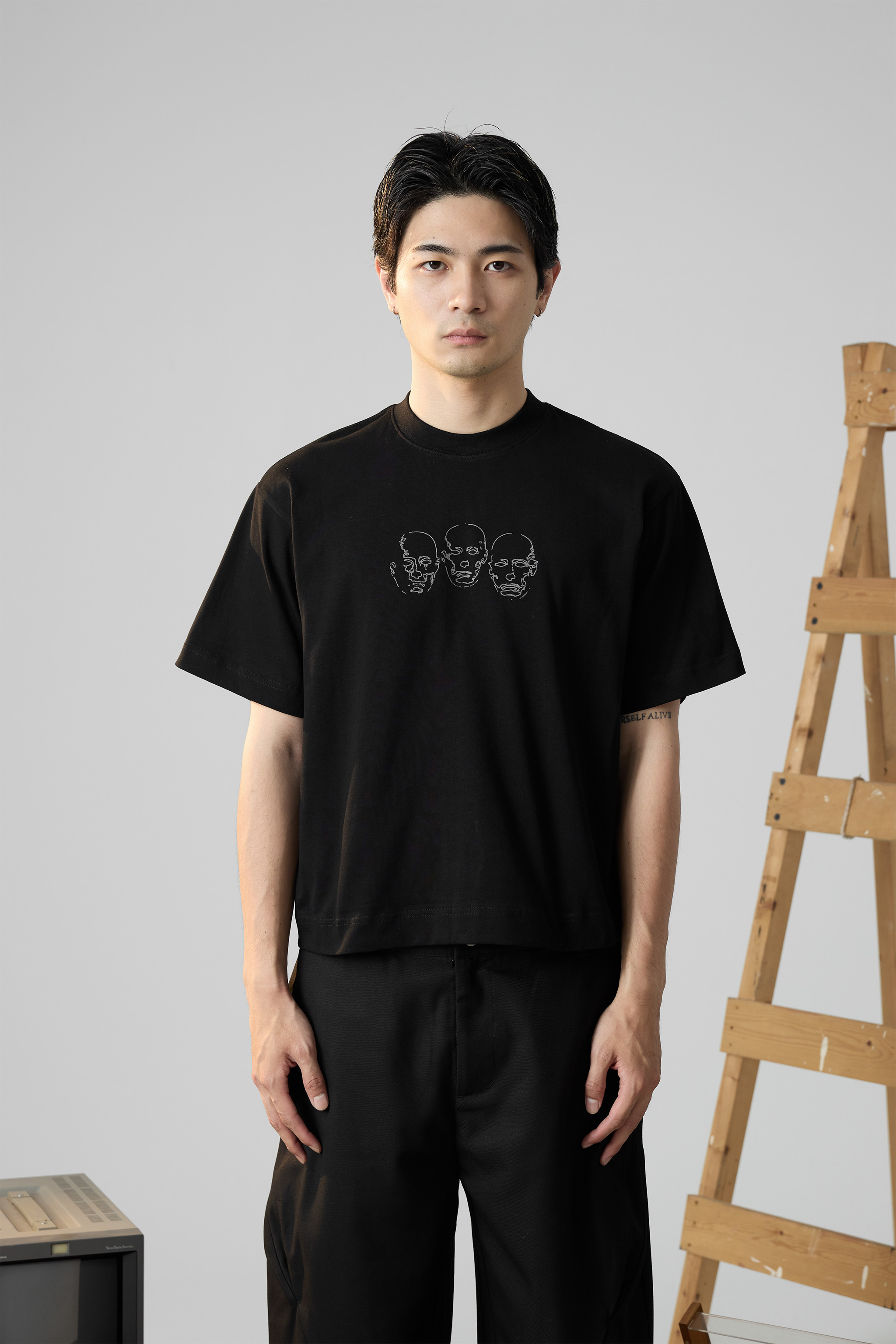 Anonymous Talking｜S25-SS14 – TRIO Tee (Black)