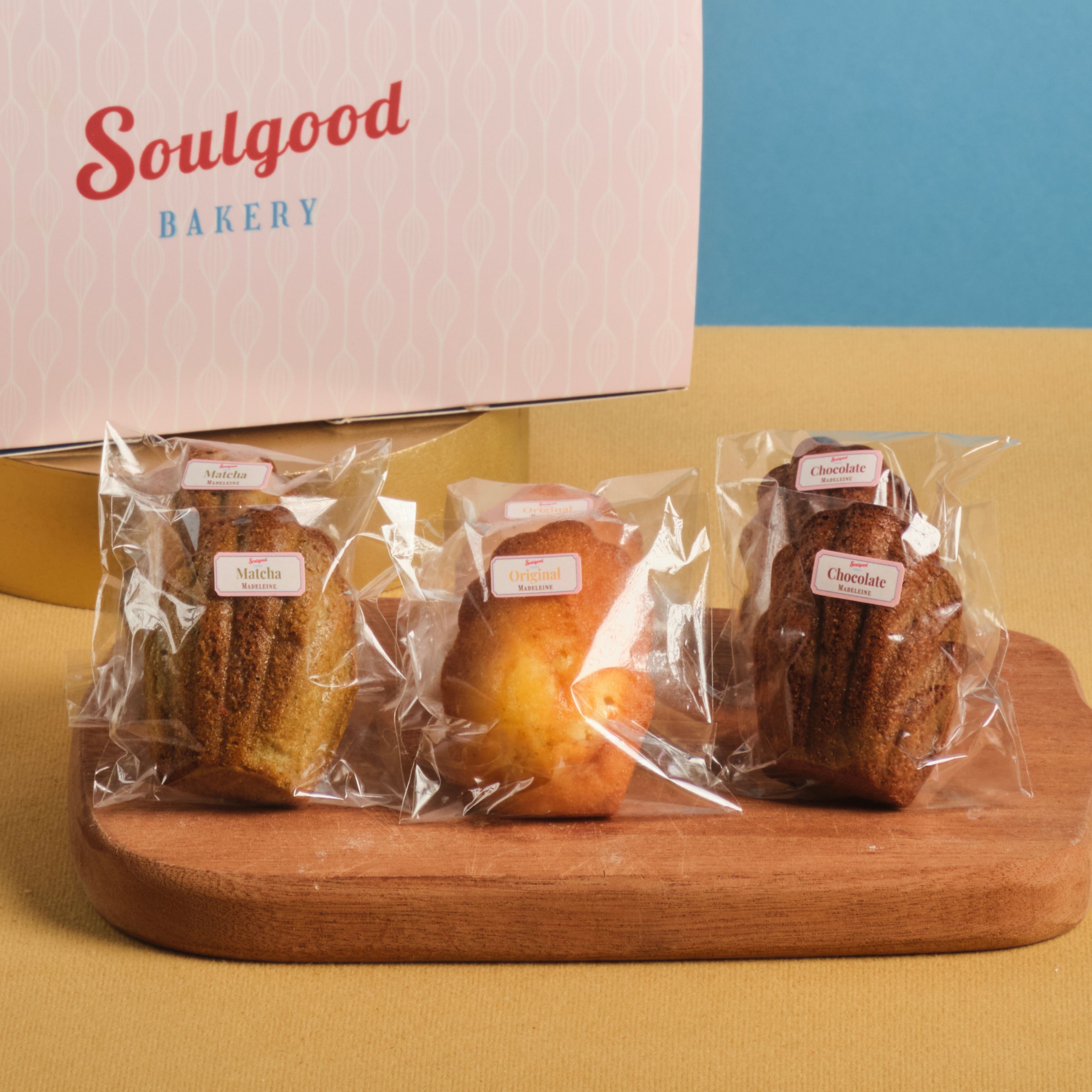 Classic French Madeleines (24 Pcs)