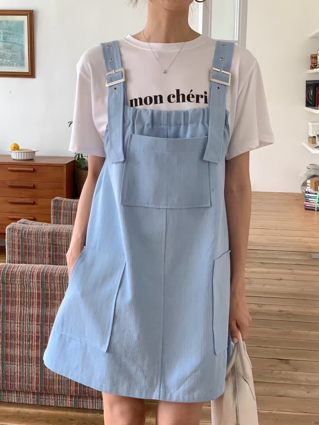 三口袋吊帶短裙