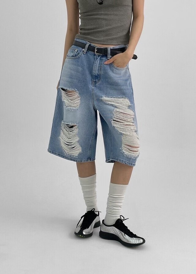 破損寬牛仔六分褲