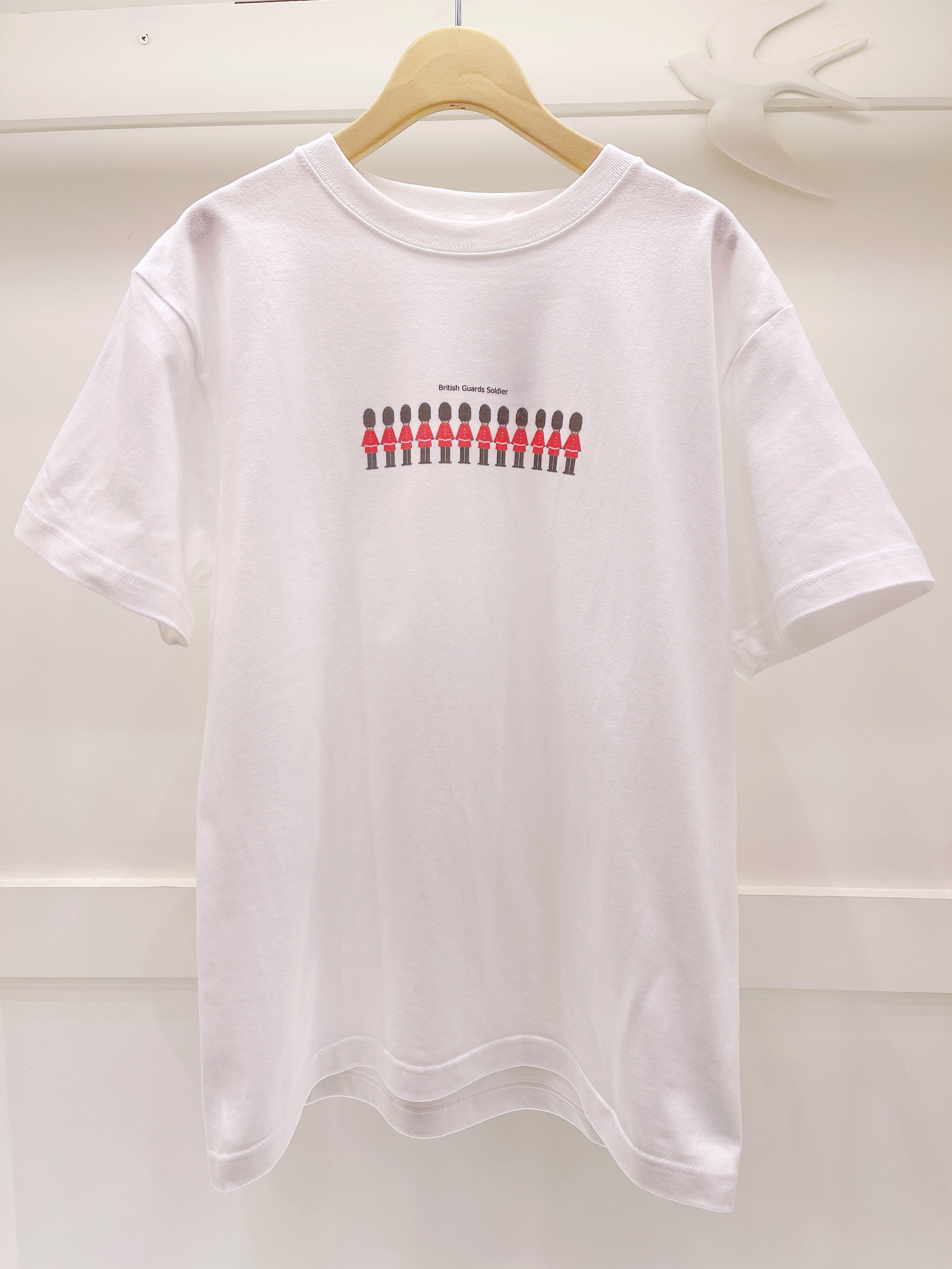 ANGE 「英國衛兵」印花TEE