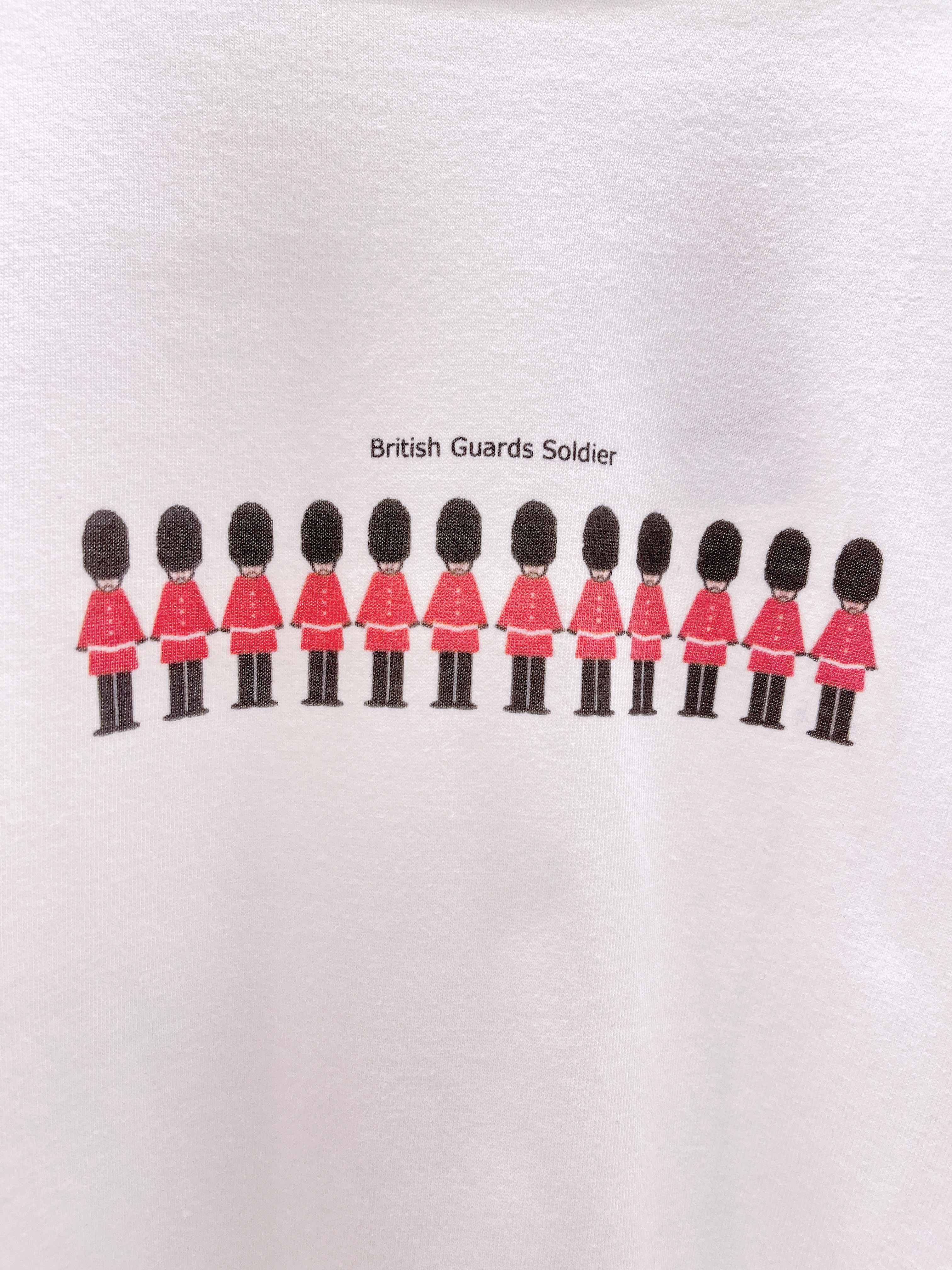 ANGE 「英國衛兵」印花TEE