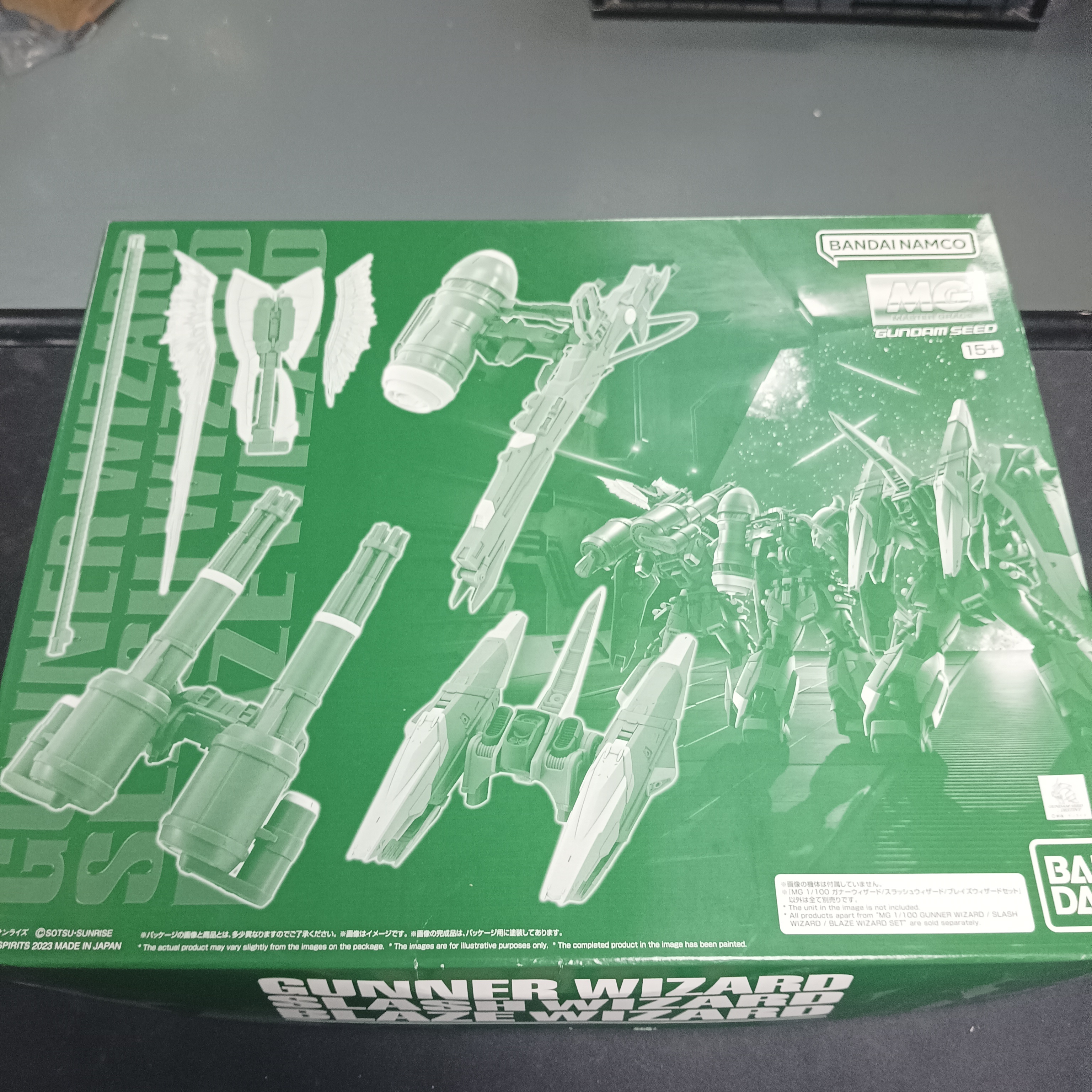 寄賣-MG 1/100 GUNNER WIZARD/SLASH WIZARD/BLAZE WIZARD SET