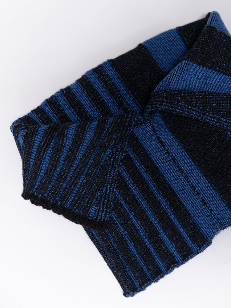 Two Stripe Collar Black-Blue