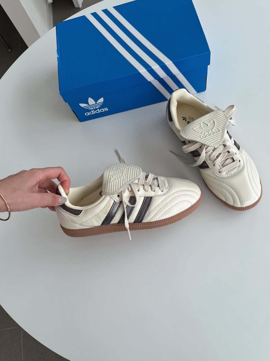 Adidas Samba LT 奶油灰銀 奶白 灰 外縫線 德訓鞋 焦糖底 翻蓋鞋舌 JP6143/預購