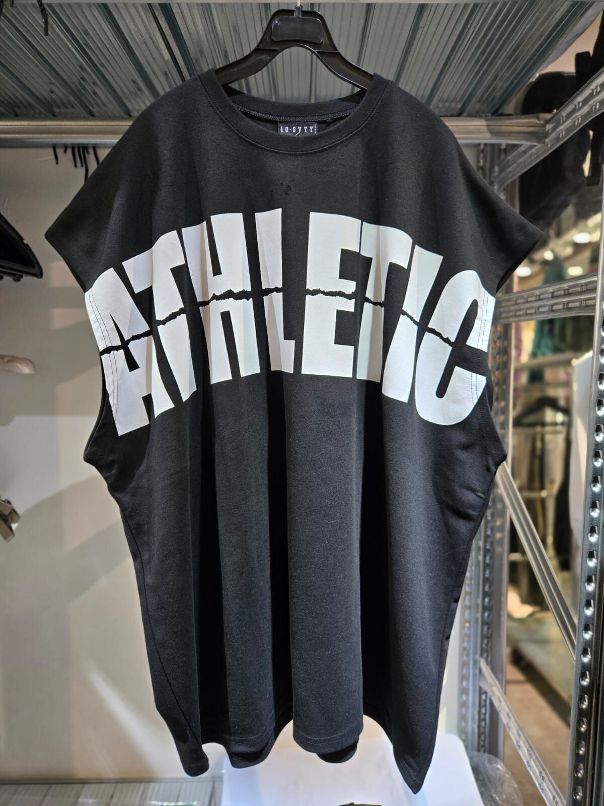 Oversize黑色雞翼袖Tee(瑕疵品)