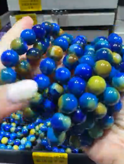 250726 - C35 10mm+地球藍瑪瑙手串