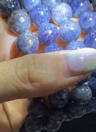 250726 - C67 8mm+坦桑色系透體堇青手串