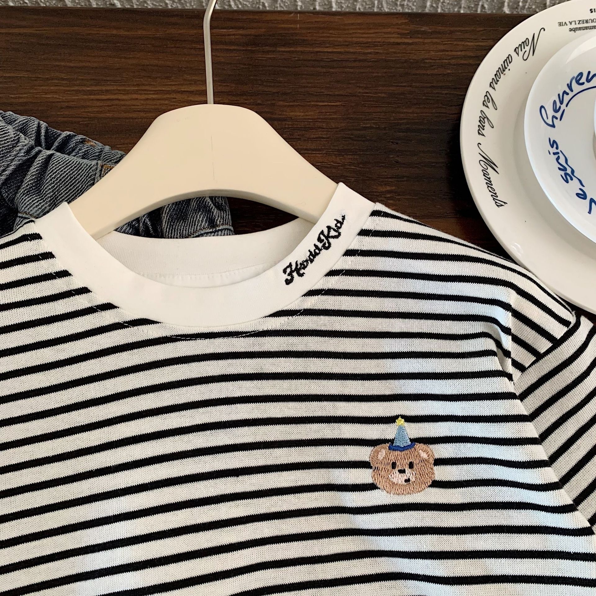 派對熊條紋上衣