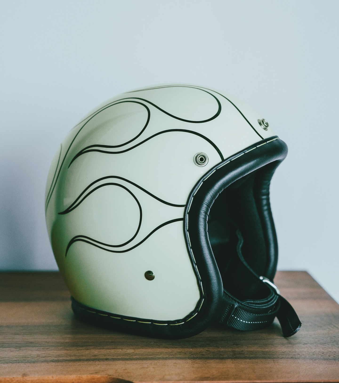 7/27 12:00 開賣  Madness