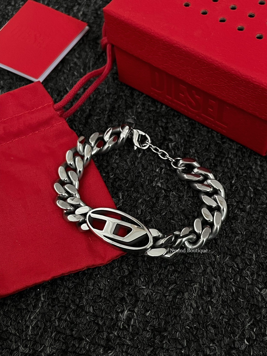 <穿搭加分項🔥> DIESEL 銀LOGO古巴手鍊