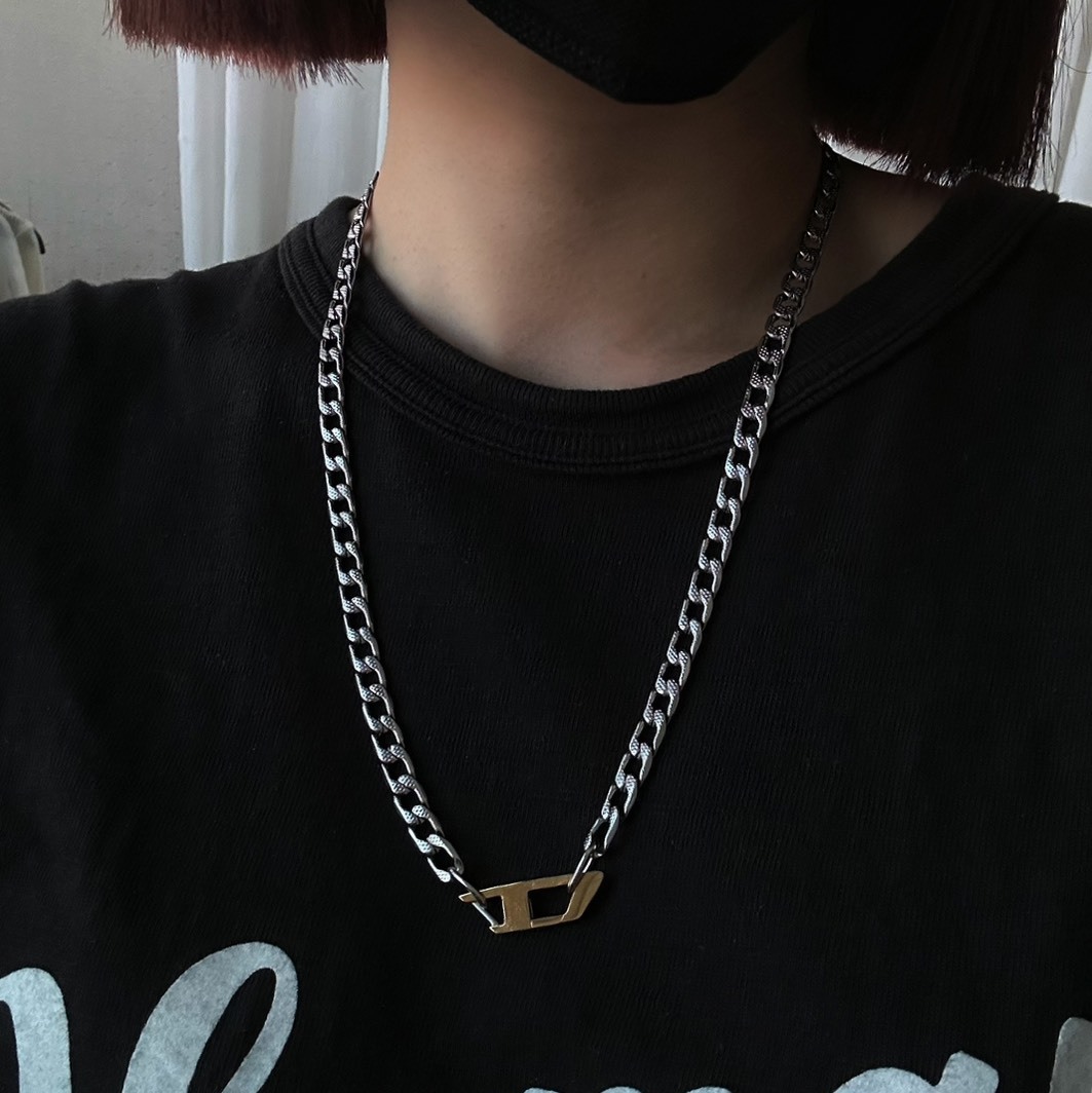 <穿搭加分項🔥> DIESEL 金色D字項鍊