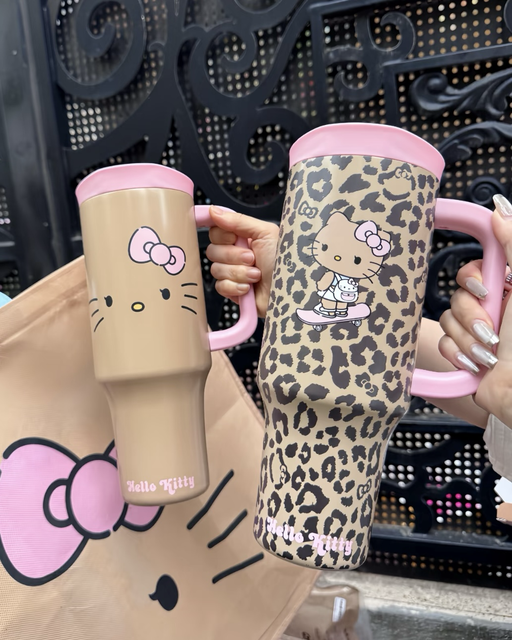 <宋雨琦代言同款>Hello Kitty x 野獸派 大容量冰壩杯 豹紋 不銹鋼 保溫吸管杯 聯名款 共4款