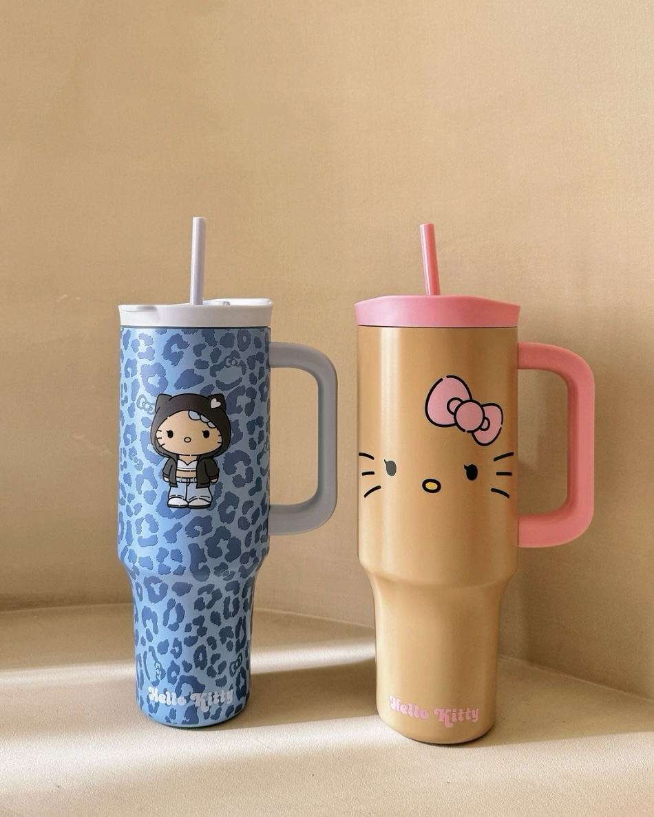 <宋雨琦代言同款>Hello Kitty x 野獸派 大容量冰壩杯 豹紋 不銹鋼 保溫吸管杯 聯名款 共4款