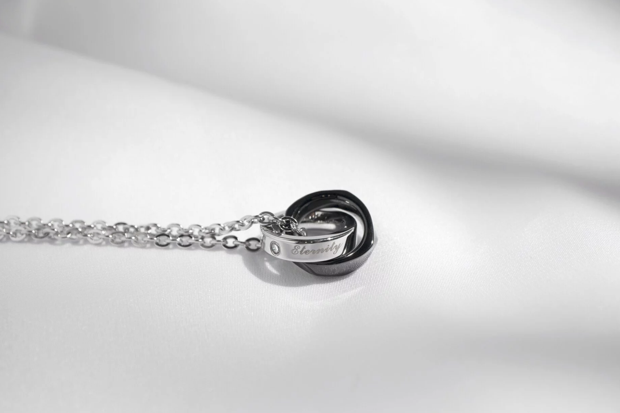 guardian-double-ring-lovers-necklace