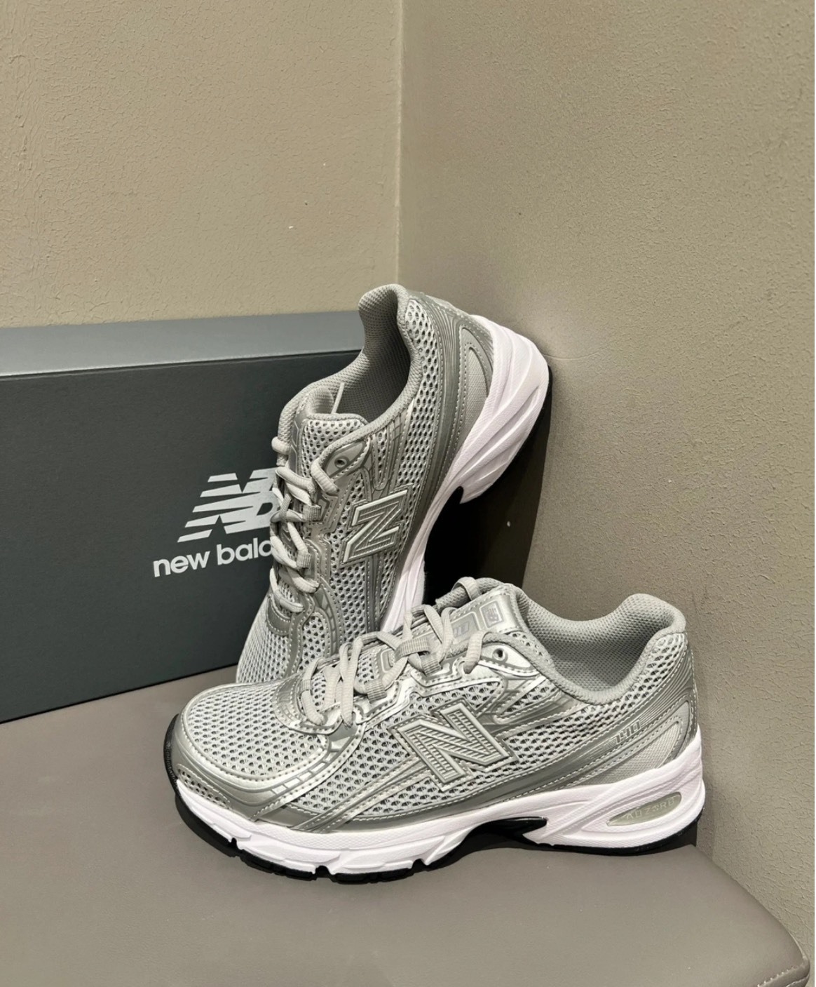 New Balance NB 740 城市銀 慢跑休閒鞋 男 運動穿搭百搭款 July25