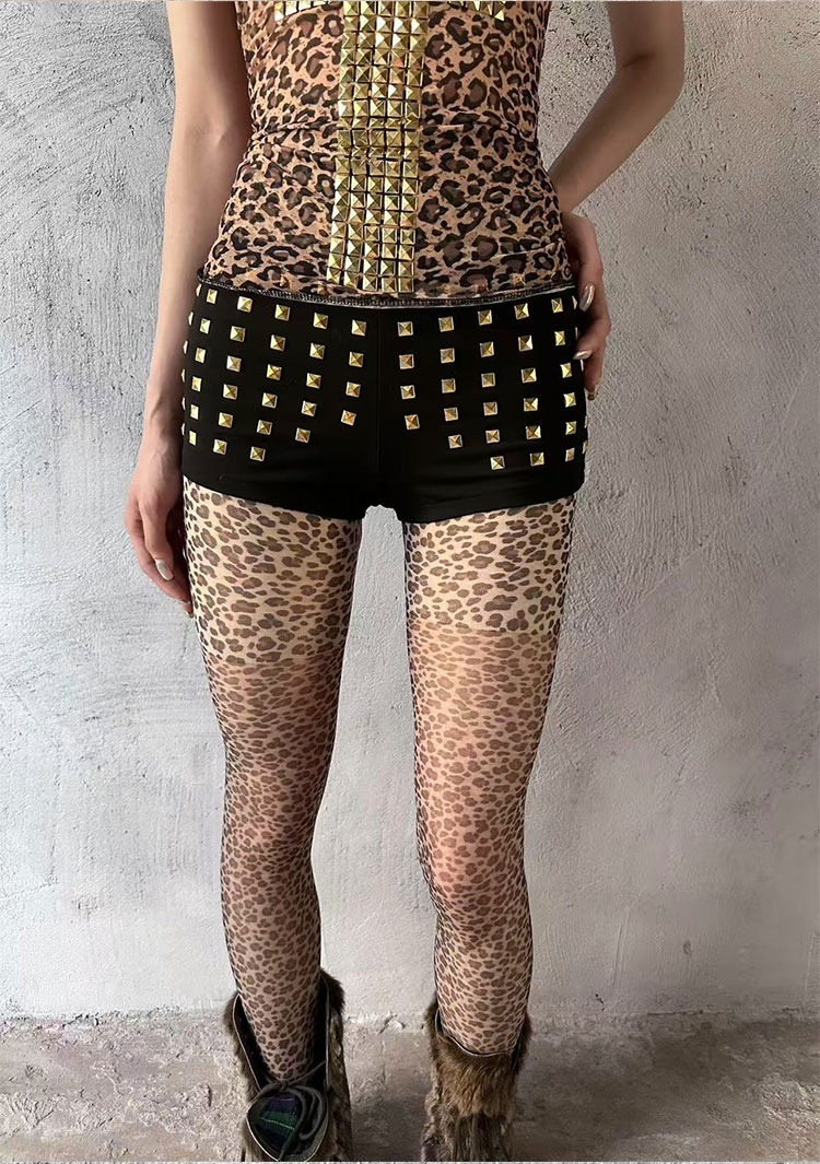 ArtByTastybabe 辣妹低腰 金色鉚釘 彈性短褲