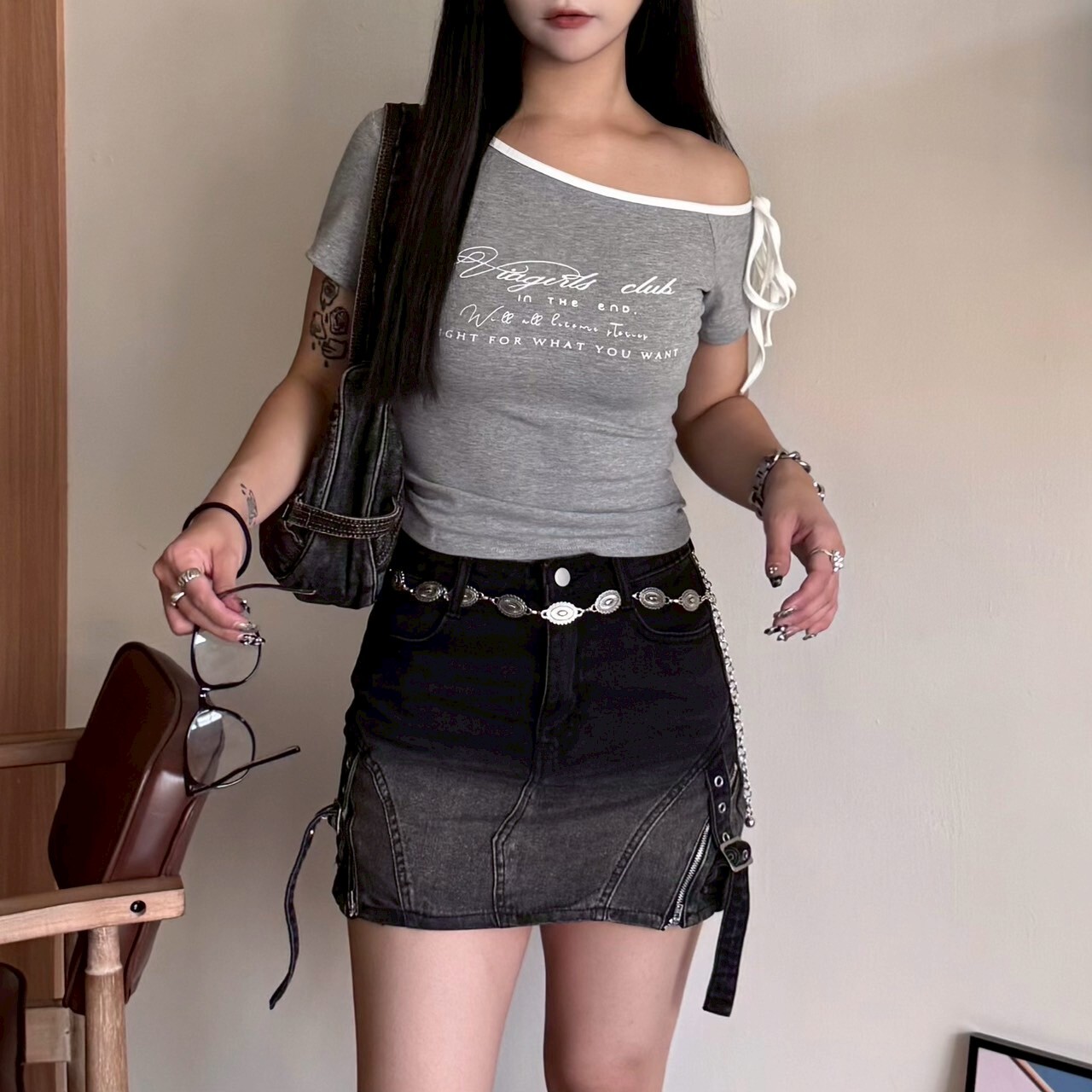 八月來信 斜肩綁帶短袖上衣