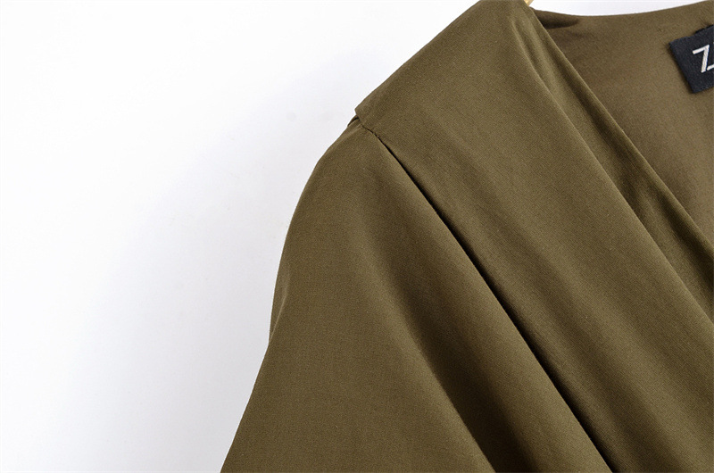 V領收腰 連肩袖舒適洋裝