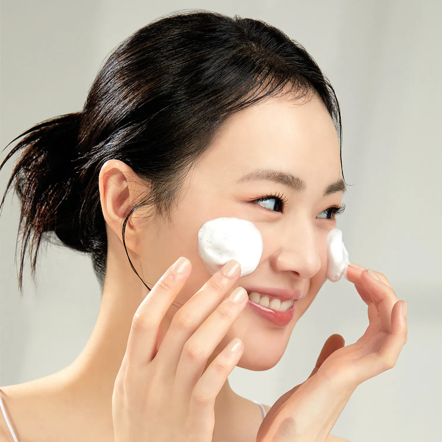 NOONI 雪花綿密潔面乳 150ml