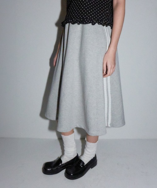 RONRON HEART PENDANT LACE TRACK LINE FLARE MAXI SKIRT