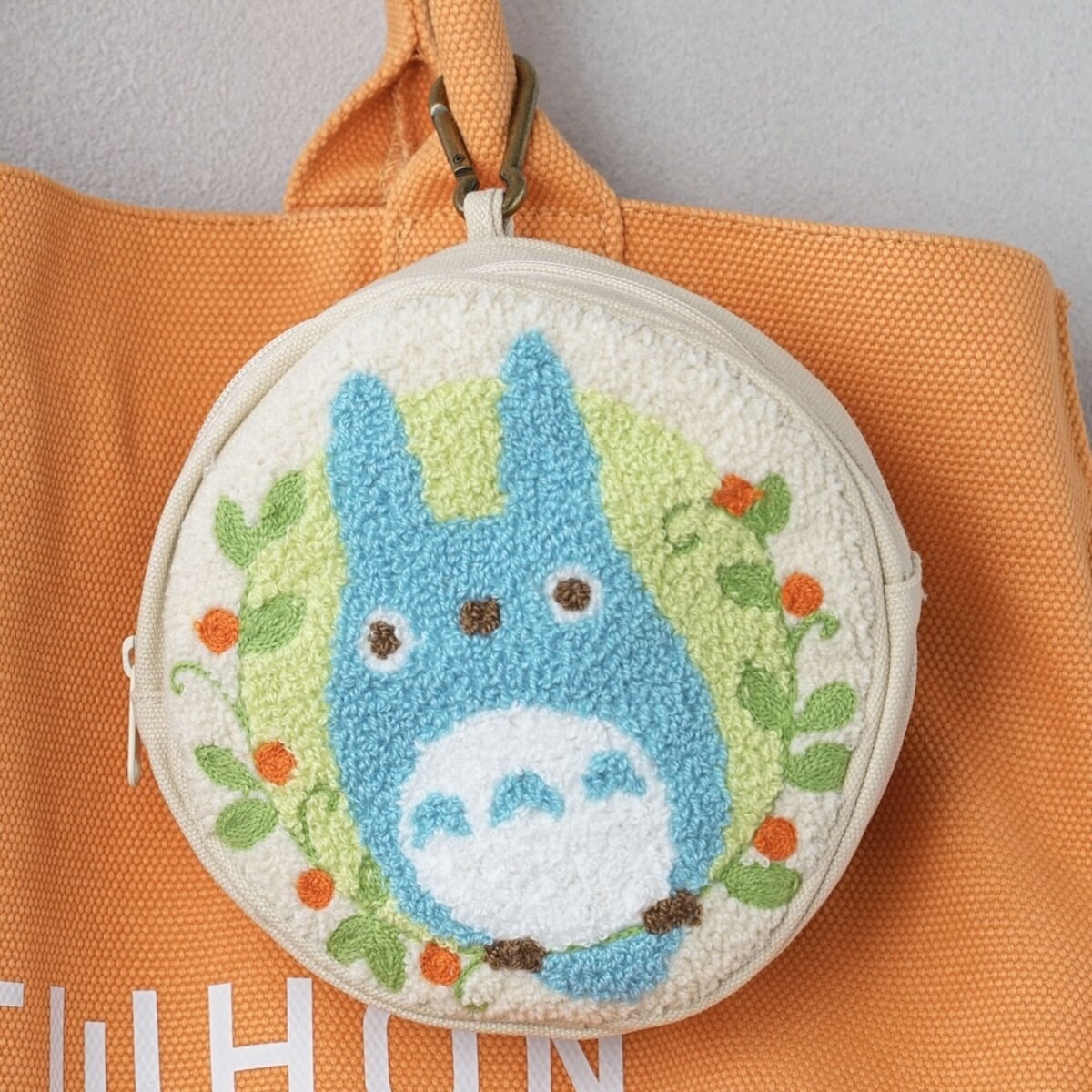 JP 龍貓毛巾刺繡圓型快扣Pouch 3528 TK250727