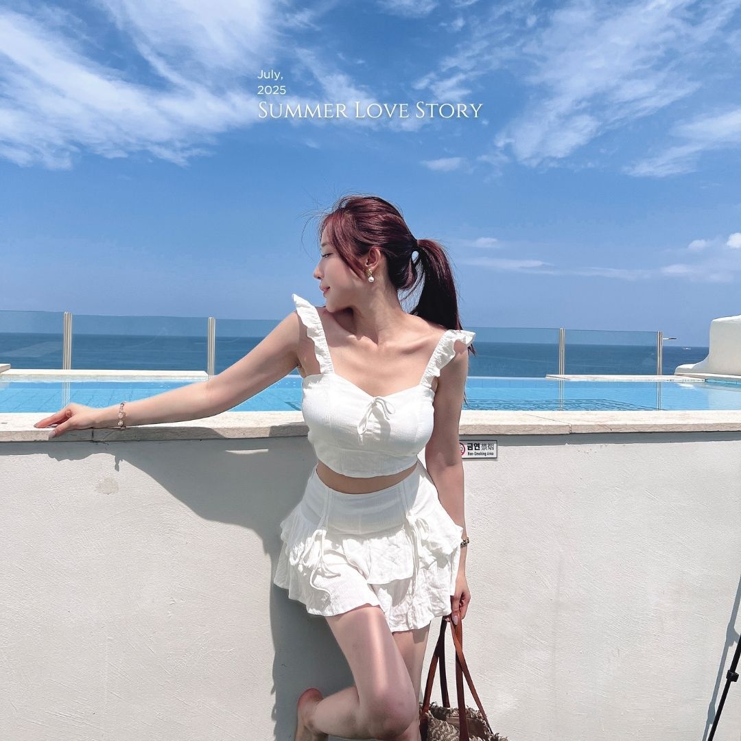 【甜美度假感】DOMISS 荷葉吊帶背心+褲裙套裝-2色 洋裝 約會穿搭 海邊穿搭(現貨)