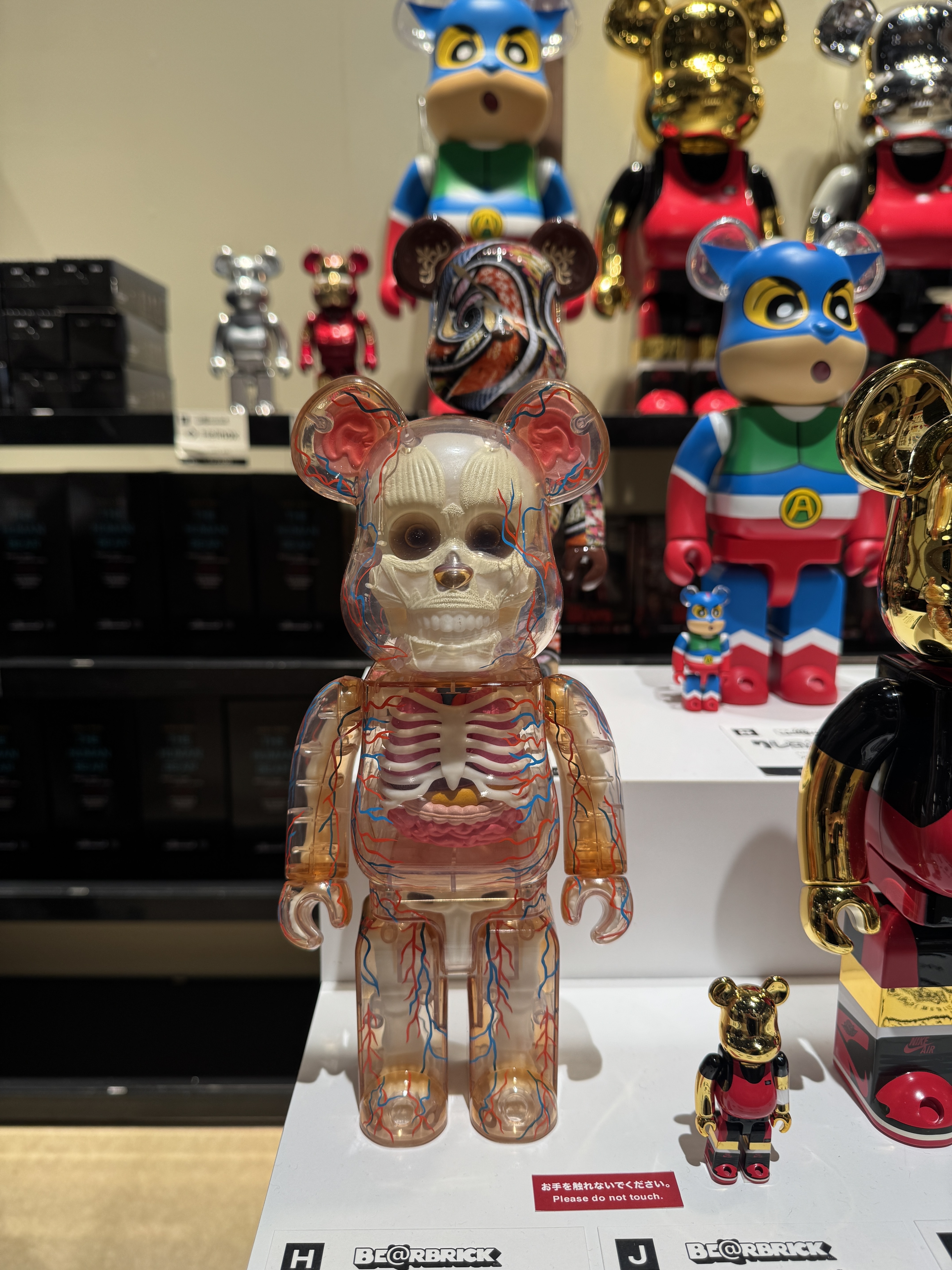 🎏預訂🎏Bearbrick 400% SHELTERBANKTHE HUMAN BEAR