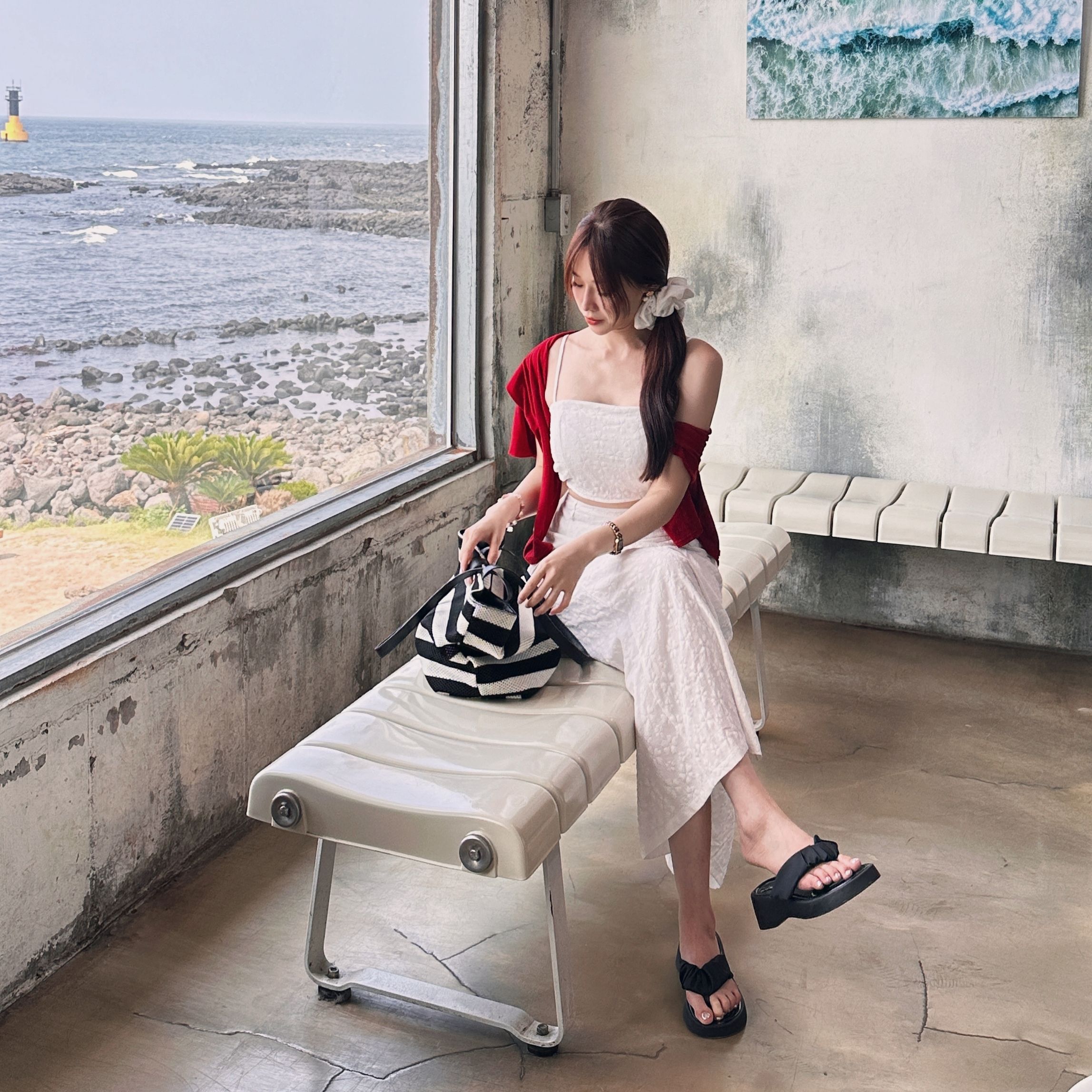 【夏日戀曲】DOMISS 白色雕花背心+長裙兩件套 洋裝 連身裙套裝(現貨)