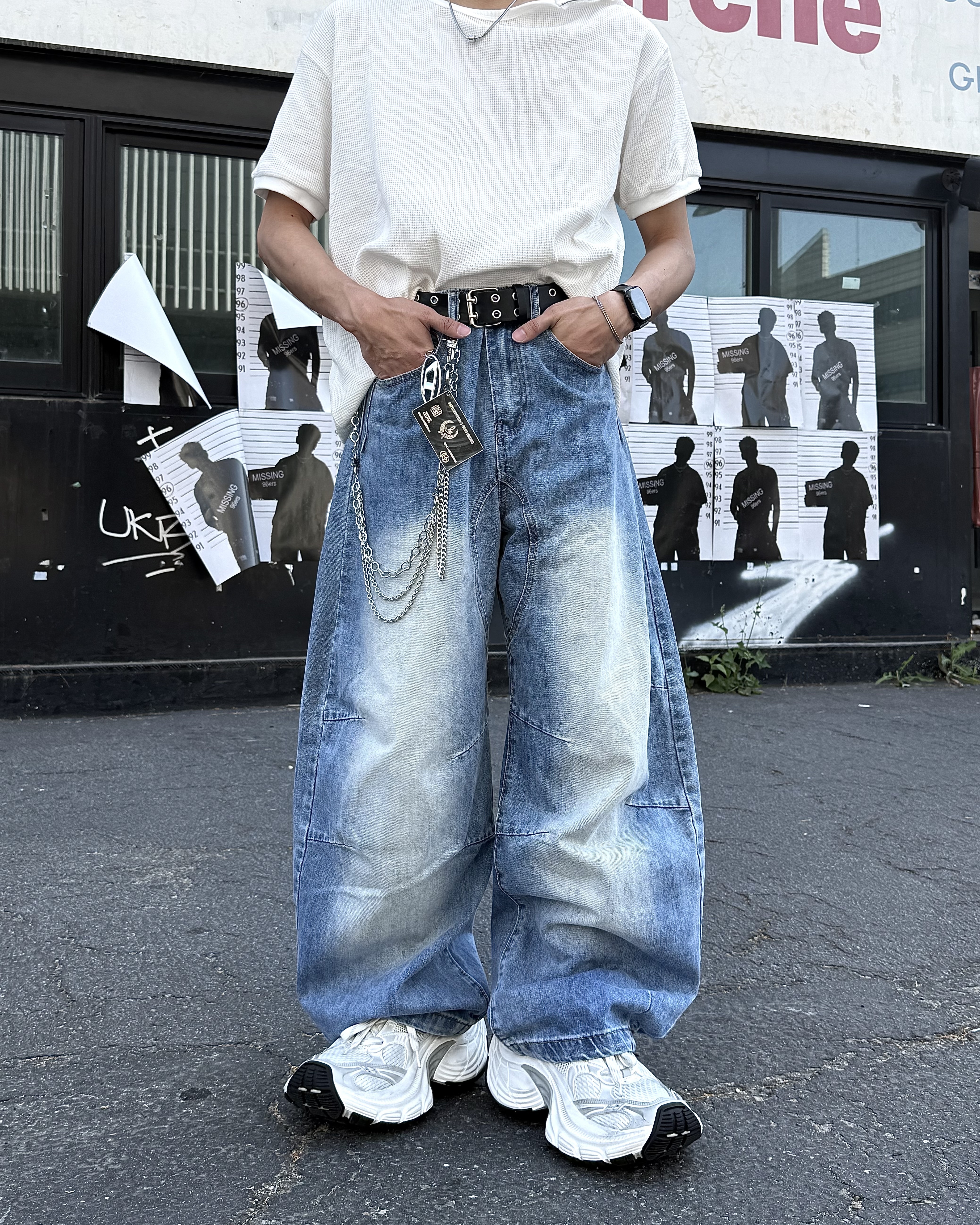 𝐇·𝐓·𝐒 韓國 裂紋刷白 復古 水洗 彎刀版型 折線 寬鬆 牛仔 長褲