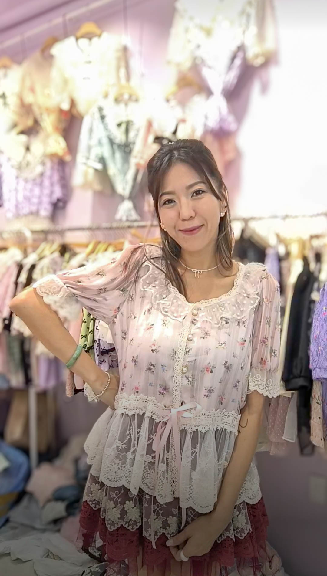 🥰PM_K9844  ▶️釦子蕾絲上衣 👉B:cm L:cm👈