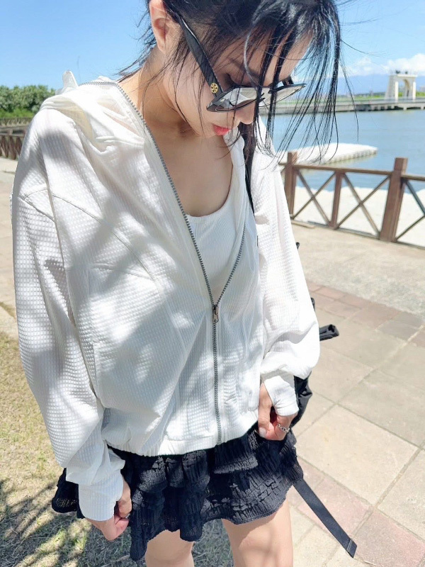 🇦🇺 Makariri 冰絲涼感光變防曬外套