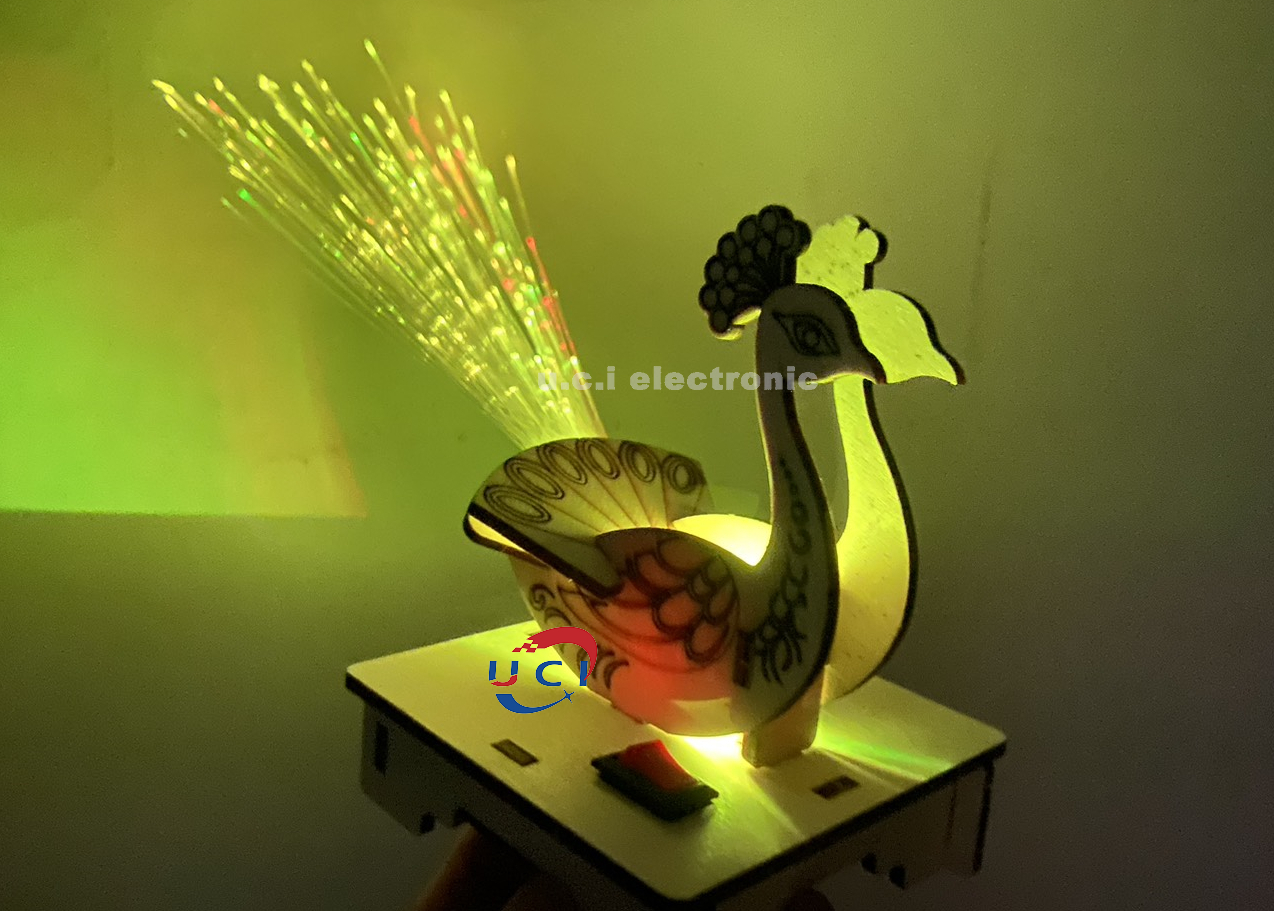 【UCI電子】(二X-3) DIY材料包 孔雀七彩光纖燈 科學實驗科技小製作