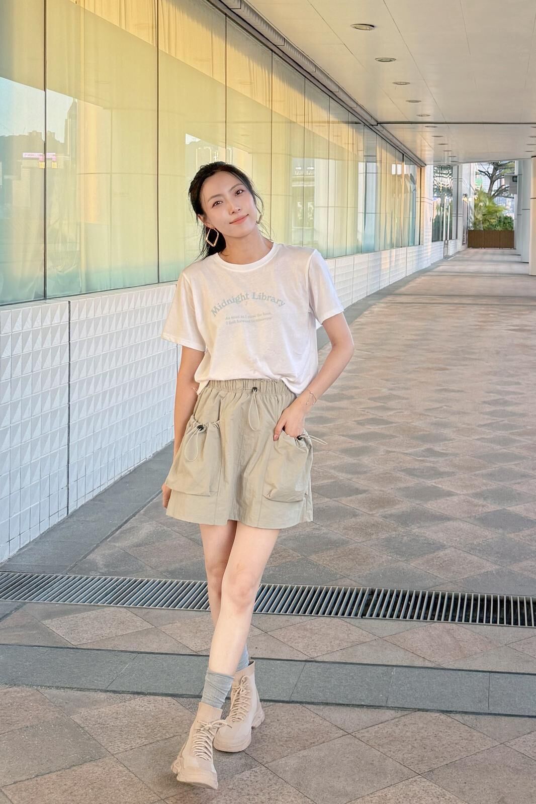 TOP#7588🤍*Budget➖土系字母英倫Tee