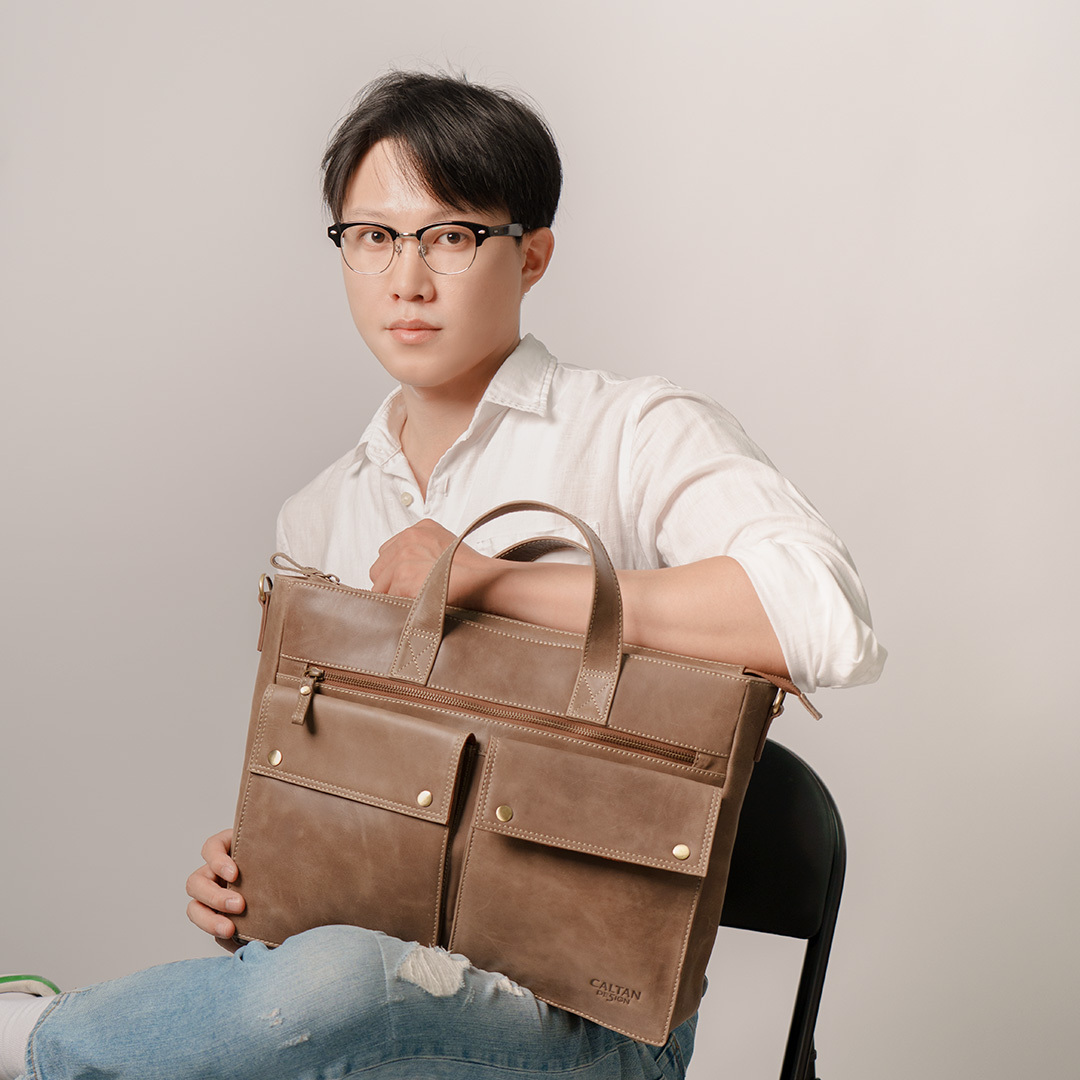 真皮大容量手提斜背兩用電腦公事包-四色(5245)